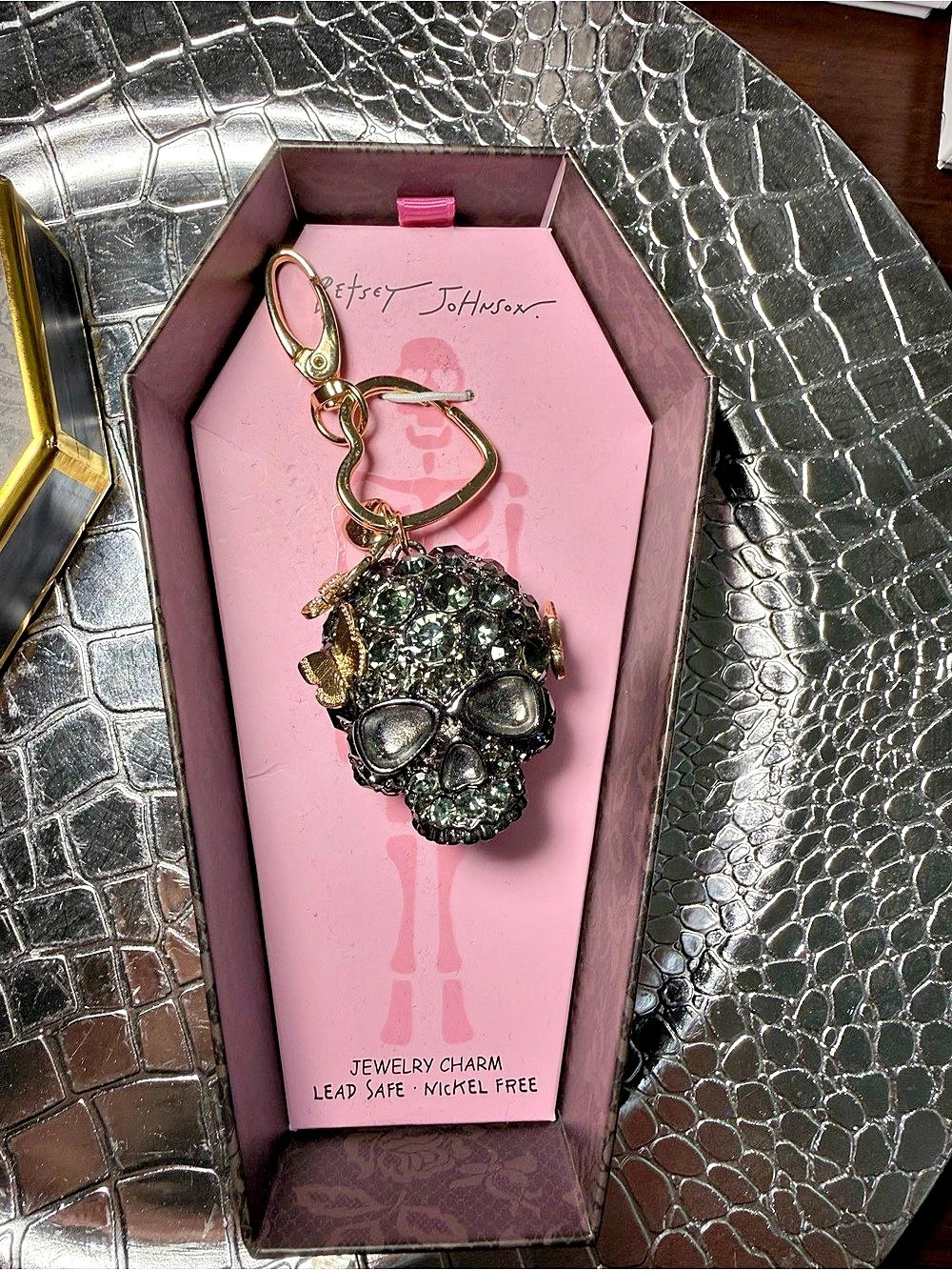 Betsey Johnson Rhinestone Skull Bag Charm Keychain Coffin Box Black & Pink